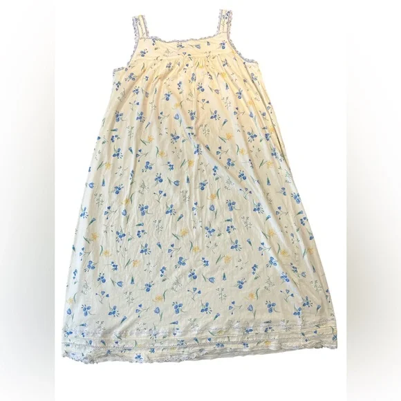 Aria vintage house night dress. Tank style with floral design. Maxi style Size M - Picture 2 of 4
